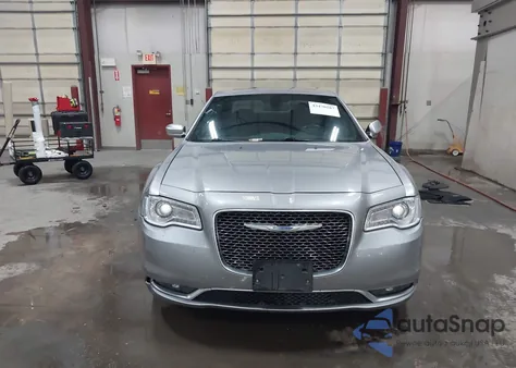 2017 Chrysler 300 C Platinum from USA, damaged, VIN 2C3CCASG6HH513883
